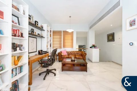 Meadows, Dubai, UAE의 임대용 빌라 침실 4개, 540제곱미터 번호 668381 - 사진 8