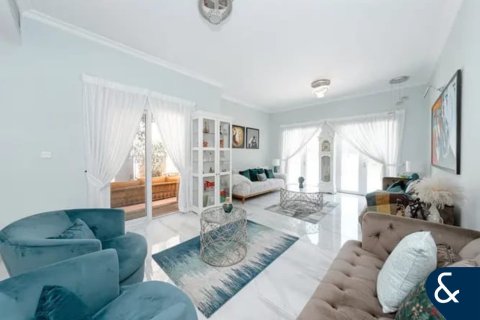 Meadows, Dubai, UAE의 임대용 빌라 침실 4개, 540제곱미터 번호 668381 - 사진 4