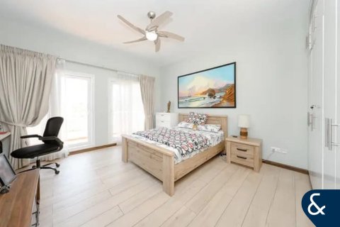 Meadows, Dubai, UAE의 임대용 빌라 침실 4개, 540제곱미터 번호 668381 - 사진 11