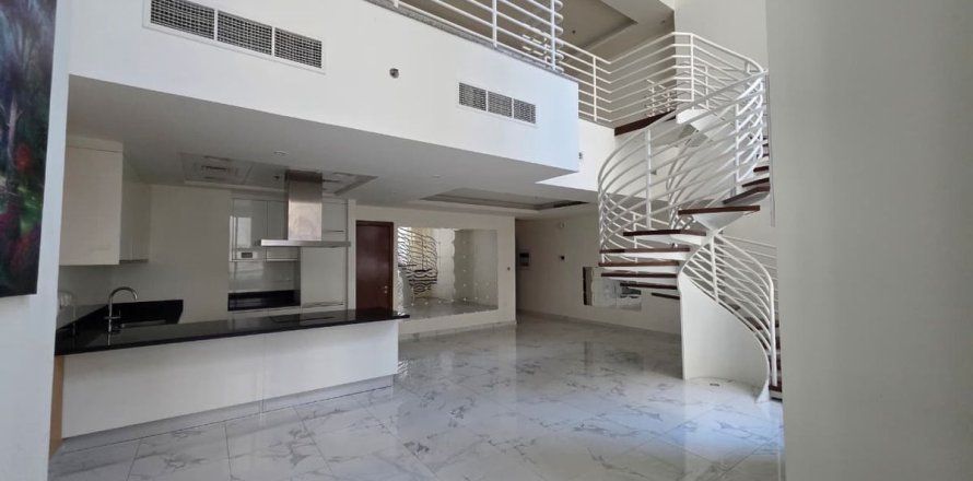 Dupleks u Business Bay, Dubai, UAE 136.5 m2, 1 spavaća soba Br. 687315