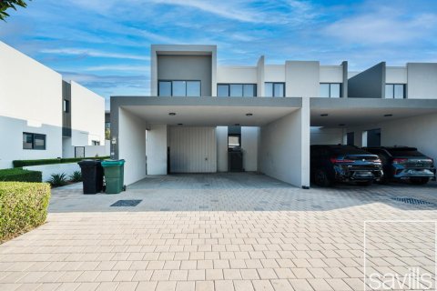 Maison de ville à Dubai Land, Dubai, EAU: 4 chambres, 230 m2 № 680946