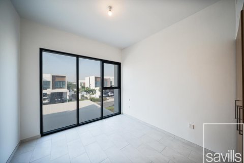 Māja Dubai Land, Dubaijā, AAE 4 istabas, 230 m2 Nr. 680946 - attēls 10