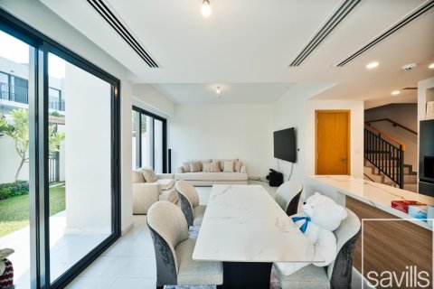 Māja Dubai Land, Dubaijā, AAE 4 istabas, 230 m2 Nr. 680946 - attēls 3