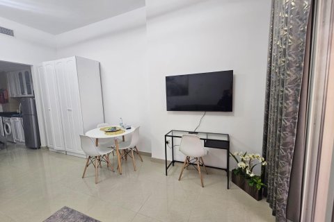 Lägenhet till försäljning i Al Hamra Village, Ras Al Khaimah, UAE 43 kvm Nr. 730673 - fotografi 5