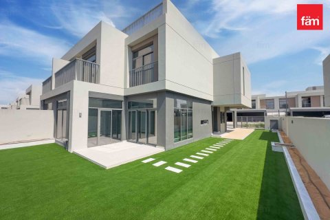 Villa Dubaijā, AAE 4 istabas, 323.6 m2 Nr. 646721 - attēls 1
