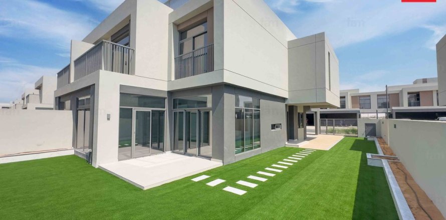 Villa Dubaijā, AAE 4 istabas, 323.6 m2 Nr. 646721
