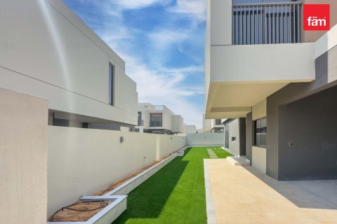Villa Dubaijā, AAE 4 istabas, 323.6 m2 Nr. 646721 - attēls 29
