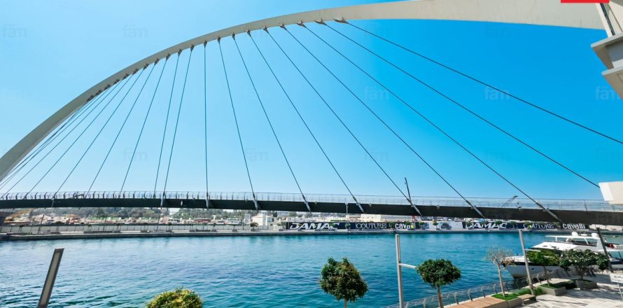 Byt v Al Wasl, Dubai, SAE 2 ložnice, 129.4 m² Č.: 646716