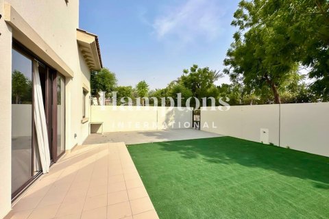 Villa en alquiler en Arabian Ranches, Dubai, EAU 3 dormitorios, 201.60972933 m2 № 651418 - foto 7