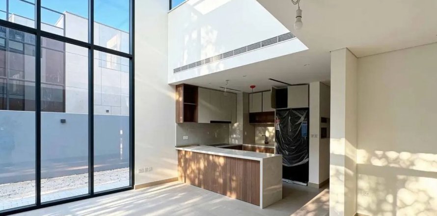 Kuća u nizu u gradu Dubai, UAE 3 spavaće sobe, 174.3 m2 Br. 723079