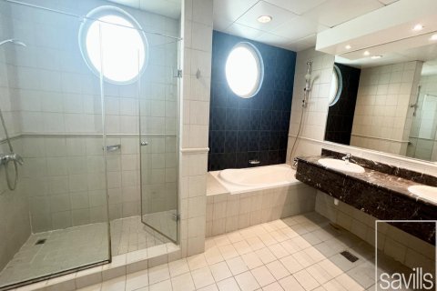 Vila v Jumeirah Islands, Dubai, SAE 4 ložnice, 956 m² Č.: 656003 - fotografie 15