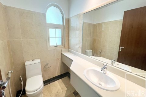 Vila v Jumeirah Islands, Dubai, SAE 4 ložnice, 956 m² Č.: 656003 - fotografie 13