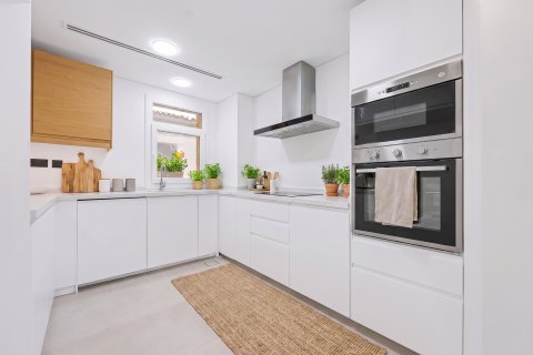 Rijtjeshuis te koop in Dubai, VAE 3 slaapkamers, 175 vr.m., nr 734237 - foto 3