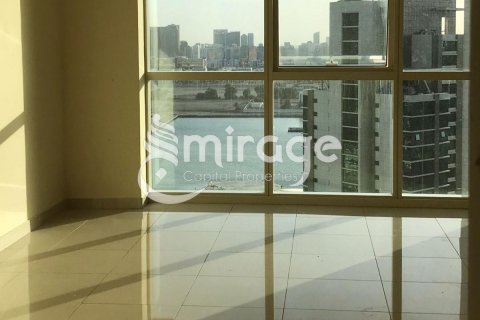 Apartmen di Al Reem Island, Abu Dhabi, UAE 2 bilik tidur, 126 meter persegi № 574198 - foto 8