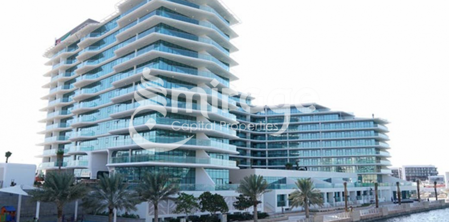 Byt v Al Raha Beach, Abu Dhabi, SAE 2 ložnice, 124.5 m² Č.: 574195
