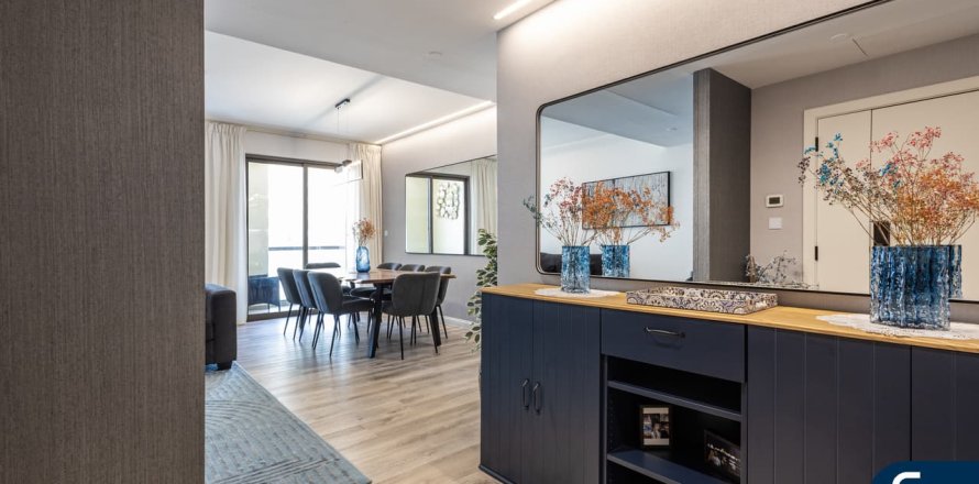 Квартира в Джумейра Бич Резиденс, Дубай, ОАЕ 3 спальні, 175м2 № 667122