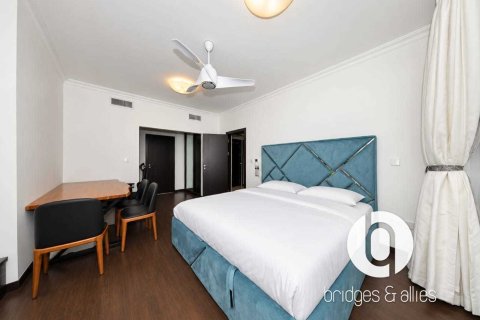 Lägenhet till försäljning i Jumeirah Beach Residence, Dubai, UAE 3 sovrum, 248 kvm Nr. 763927 - fotografi 27