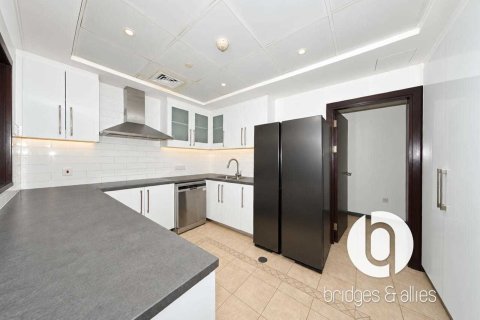 Lägenhet till försäljning i Jumeirah Beach Residence, Dubai, UAE 3 sovrum, 248 kvm Nr. 763927 - fotografi 6