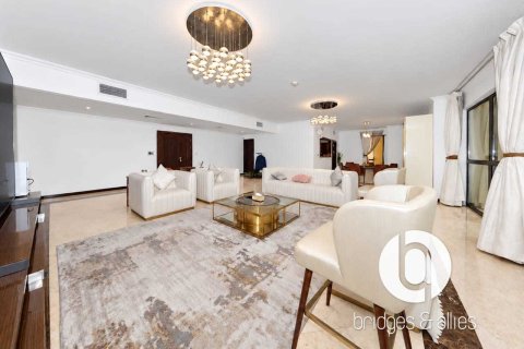 Lägenhet till försäljning i Jumeirah Beach Residence, Dubai, UAE 3 sovrum, 248 kvm Nr. 763927 - fotografi 2
