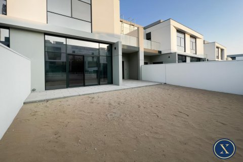 Řadový dům v Al Furjan, Dubai, SAE 3 ložnice, 255 m² Č.: 628273 - fotografie 13