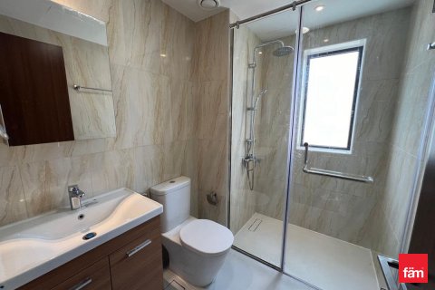 Villa til leje i Dubai, UAE 4 soveværelser, 187.2 kvm № 716039 - foto 13