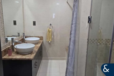 Apartment in Palm Jumeirah, Dubai, UAE 2 bedrooms, 183 sq.m. № 688762 - photo 13