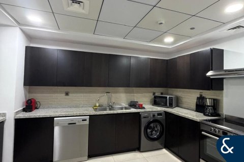 Apartment in Palm Jumeirah, Dubai, UAE 2 bedrooms, 183 sq.m. № 688762 - photo 26