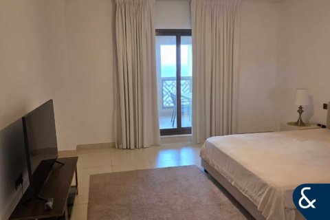 Apartment in Palm Jumeirah, Dubai, UAE 2 bedrooms, 183 sq.m. № 688762 - photo 7