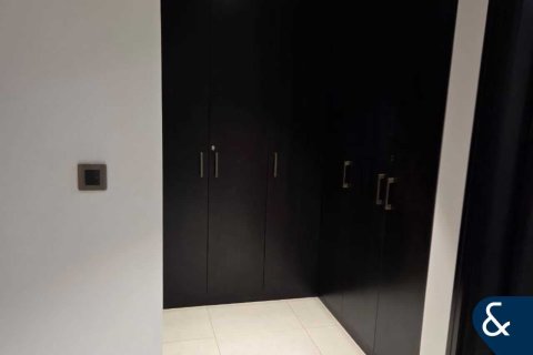 Apartment in Palm Jumeirah, Dubai, UAE 2 bedrooms, 183 sq.m. № 688762 - photo 12