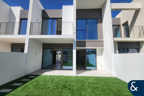 Shtëpi në qytet në The Valley, Dubai, Emiratet e Bashkuara Arabe 3 dhoma gjumi, 175 m2. № 688763 - Foto 21