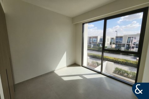 Shtëpi në qytet në The Valley, Dubai, Emiratet e Bashkuara Arabe 3 dhoma gjumi, 175 m2. № 688763 - Foto 12