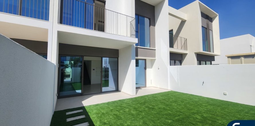 Shtëpi në qytet në The Valley, Dubai, Emiratet e Bashkuara Arabe 3 dhoma gjumi, 175 m2. № 688763