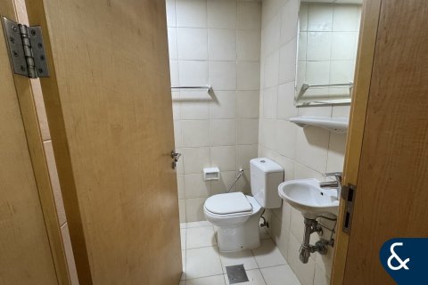 Apartment in Palm Jumeirah, Dubai, UAE 3 bedrooms, 204 sq.m. № 688764 - photo 12