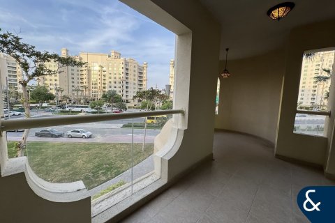 Apartment in Palm Jumeirah, Dubai, UAE 3 bedrooms, 204 sq.m. № 688764 - photo 15