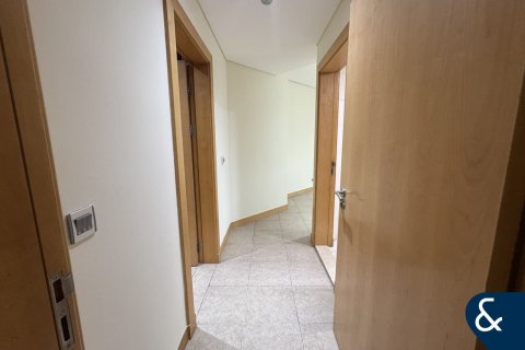 Apartment in Palm Jumeirah, Dubai, UAE 3 bedrooms, 204 sq.m. № 688764 - photo 5