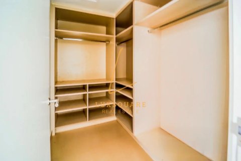 Villa in Dubai Hills Estate, UAE 3 bedrooms, 194 sq.m. № 687044 - photo 9