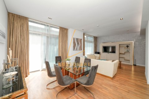 阿联酋 Dubai Al Wasl 待租 : 2 卧, 163 平方米 , 编号687045 - 照片 3