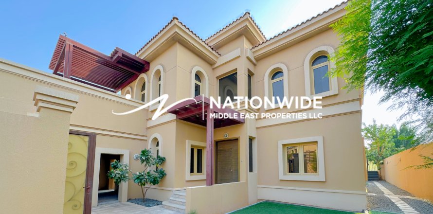 Willa w Abu Dhabi, ZEA 4 sypialnie, 532 mkw. nr 682533