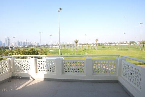 Зняти в оренду віллу в Meadows, Дубай, ОАЕ 4 спальні, 616.96975203м2, № 583367 - фото 20