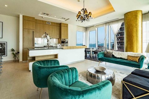 Apartment in Palm Jumeirah, Dubai, UAE 1 bedroom, 96.61912000 sq.m. № 583370 - photo 3
