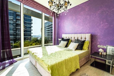 Apartment in Palm Jumeirah, Dubai, UAE 1 bedroom, 96.61912000 sq.m. № 583370 - photo 8