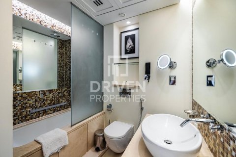Lägenhet till försäljning i Downtown Dubai (Downtown Burj Dubai), Dubai, UAE 1 sovrum, 74 kvm Nr. 653706 - fotografi 11