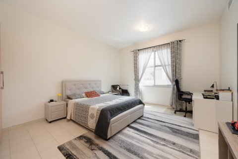 Falcon City of Wonders, Dubai, BAE’de satılık villa 5 yatak odası, 540.14 m&sup2; No 748793 - fotoğraf 12