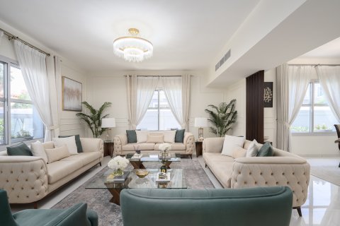 Falcon City of Wonders, Dubai, BAE’de satılık villa 5 yatak odası, 540.14 m&sup2; No 748793 - fotoğraf 7