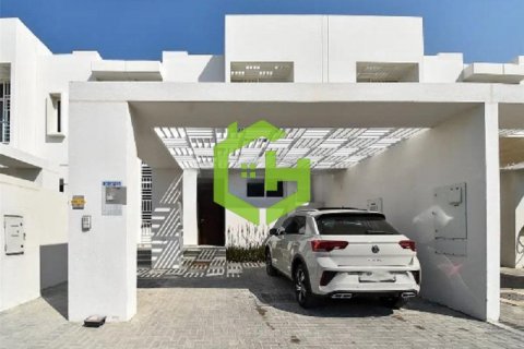 Rijtjeshuis te koop in Mudon, Dubai, VAE 3 slaapkamers, 189.9 vr.m., nr 574815 - foto 15