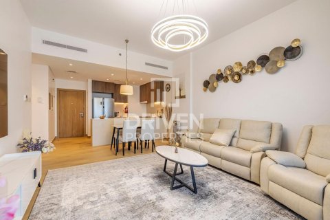 Apartment in Jumeirah, Dubai, UAE 2 bedrooms, 112.04 sq.m. № 755937 - photo 3