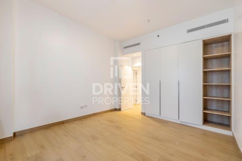 Apartment in Jumeirah, Dubai, UAE 2 bedrooms, 112.04 sq.m. № 755937 - photo 9