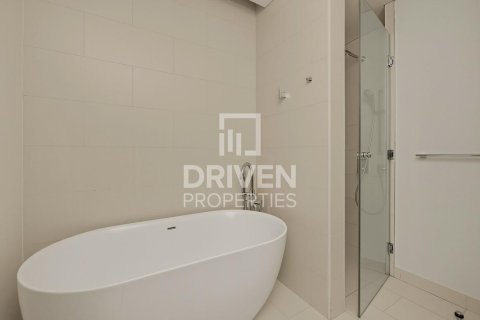 Apartment in City Walk, Dubai, UAE 3 bedrooms, 214.98 sq.m. № 755938 - photo 16