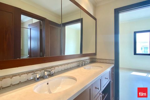 Villa uthyres i Dubai, UAE 5 sovrum, 638.6 kvm Nr. 706124 - fotografi 15