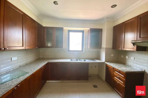 Villa uthyres i Dubai, UAE 5 sovrum, 638.6 kvm Nr. 706124 - fotografi 7